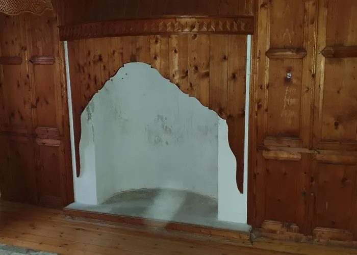 мила Nyaraló Carevo